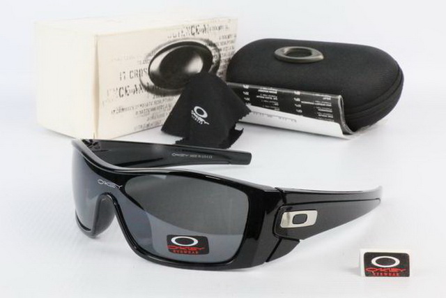 Oakley Boutique Sunglasses 067 [Cheap Oakley Sunglasses 67]